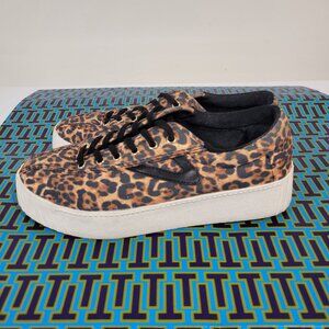 TRETORN Platform Animal Print Size 8.5 Like New